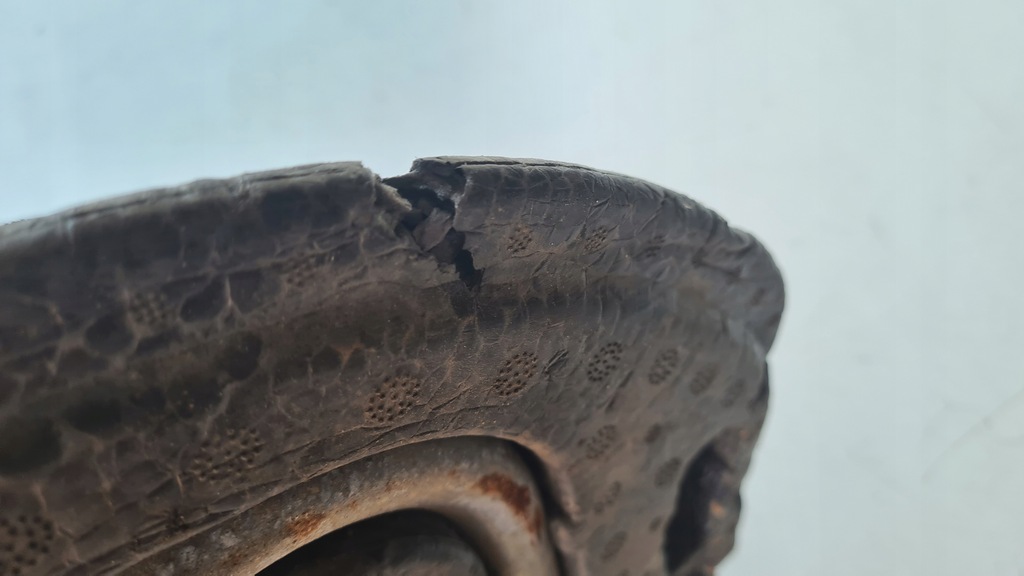 фото №9, Audi a3 8p lift 08-12r набор инструментальный ключ подъемник пена