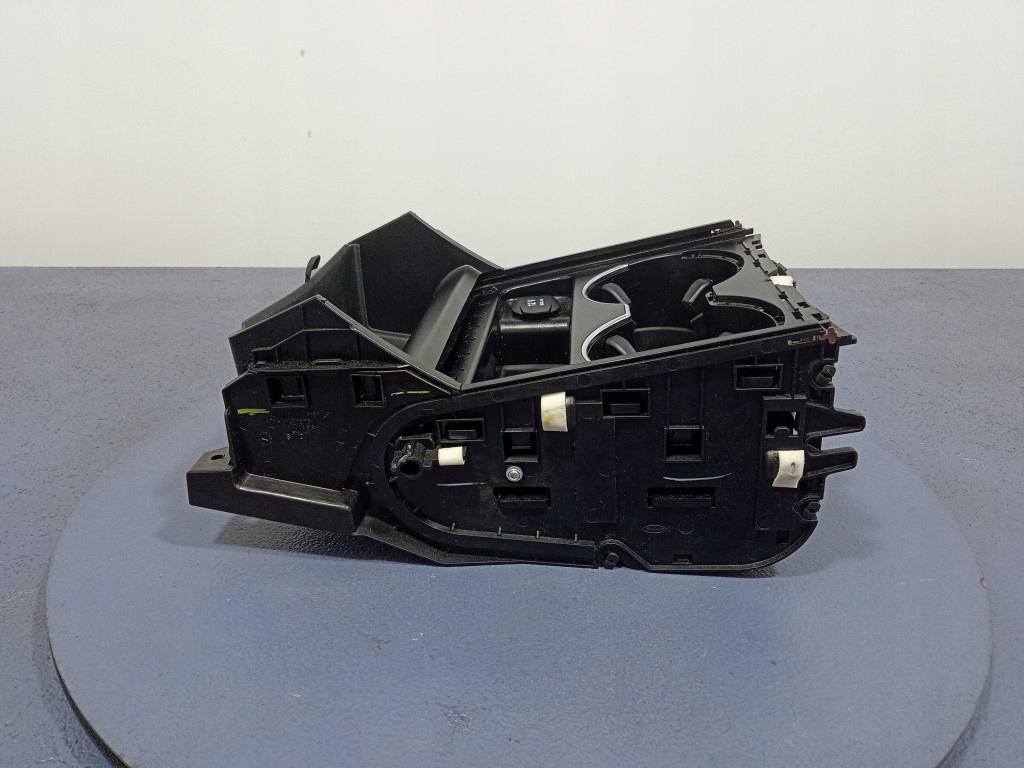 фото №5, Mercedes gls x166 gle w166 бардачок кронштейн na кружки