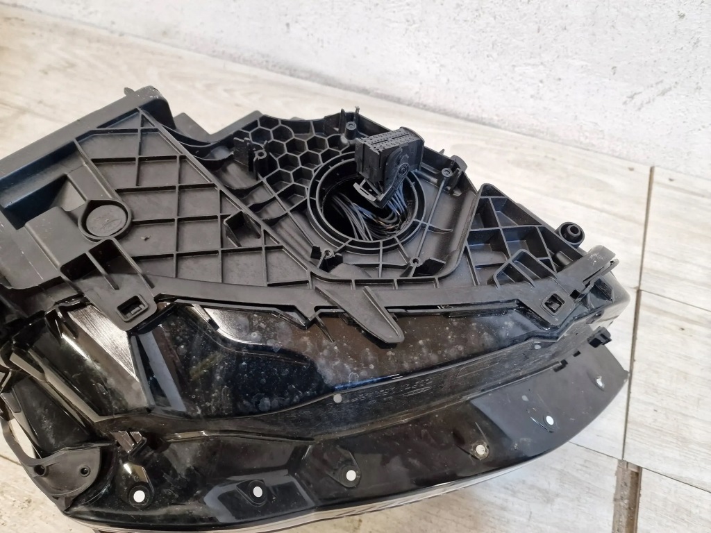 Audi q3 2 83a фара ліва full led 83a941033 Доставка