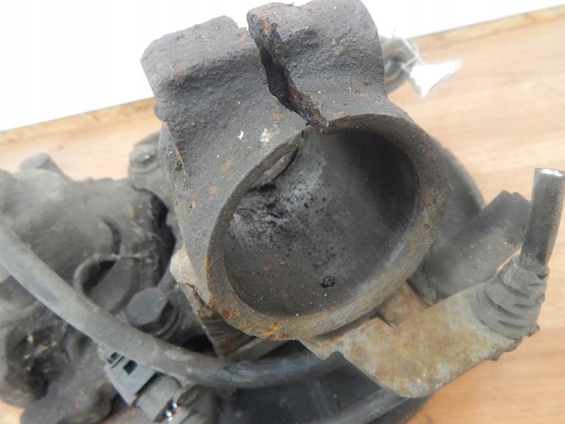 фото №4, Vw touran lift 1.4 tsi поворотний кулак ліва