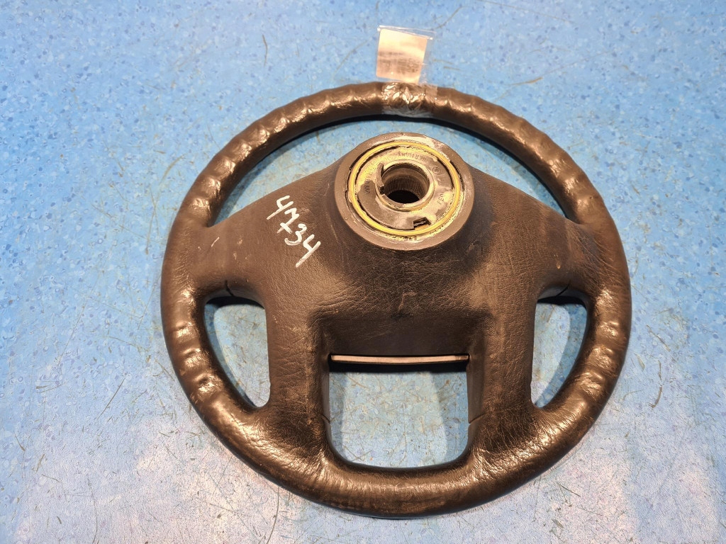 Volkswagen passat b3 1.9 d кермо . Зі Шроту