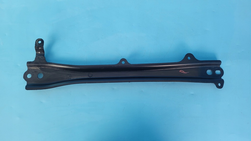 фото №8, Suzuki swace 1.8 hybrid 21r кронштейн підрамник правий перед