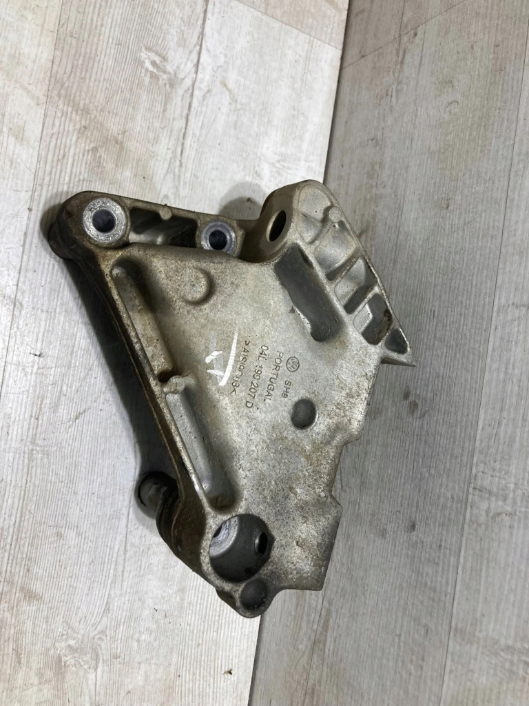 Купить Seat ateca 2018 кронштейн кронштейн двигателя