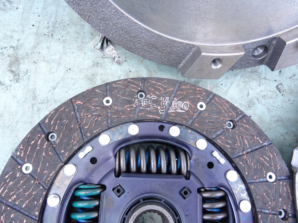 фото №8, Сцепление прижим колесо hyundai santa fe i 2,0crdi