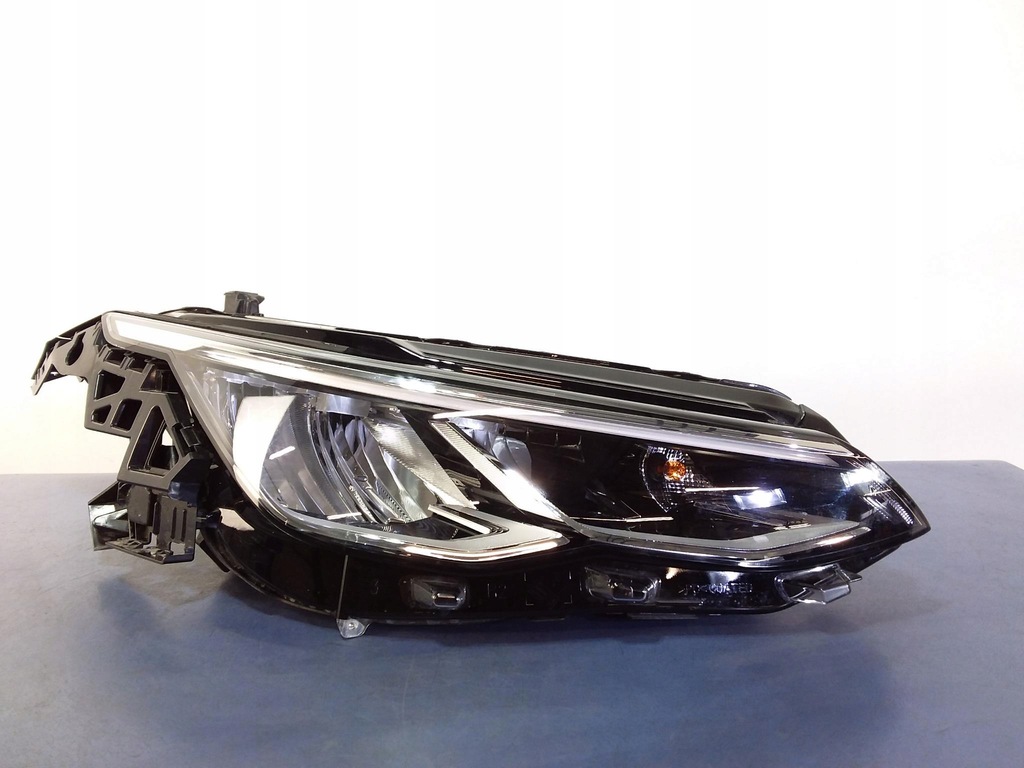 фото №1, Vw golf 8 фара правый led 5h1941006