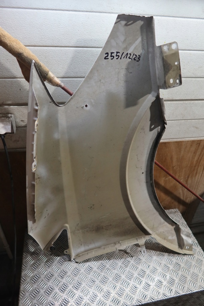 фото №9, Крила лівий перед sprinter 906