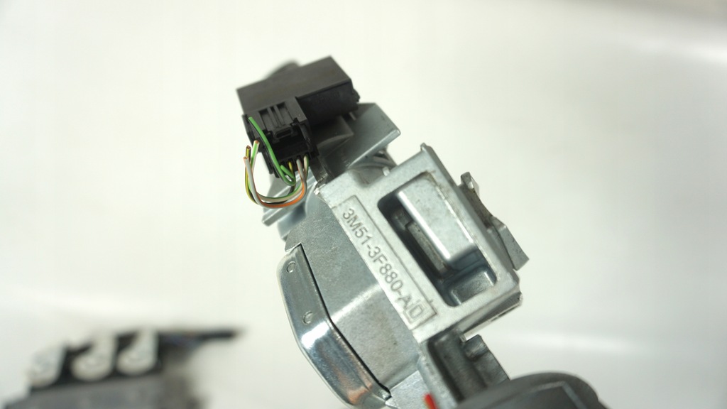 фото №7, Бортовой компьютер ford focus mk2 2 ii c-max mk1 1.8 16v 7m51-12a650-ve 2cge esu-411