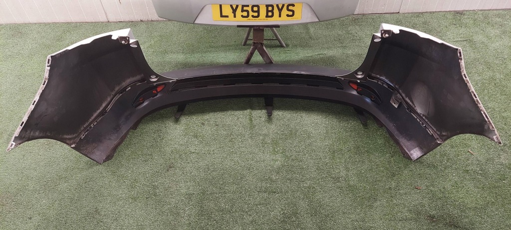 Бампер задній renault megane 3 універсал lak: ted69 в Україні