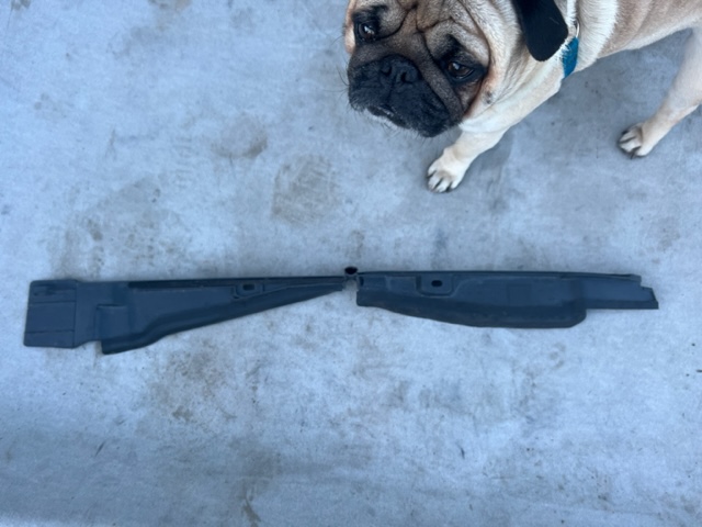 фото №1, Защита накладка крыла правая laguna iii