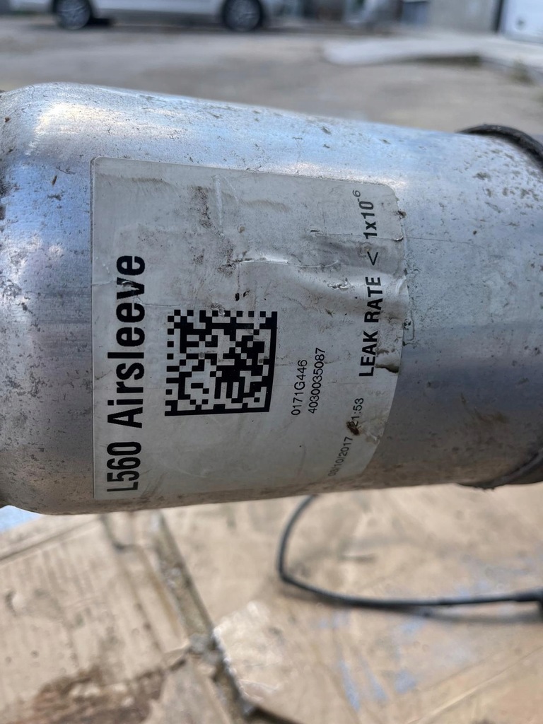 фото №7, Kompletny набір підвіска пневматичний лівий+ правий перед jaguar f-pace