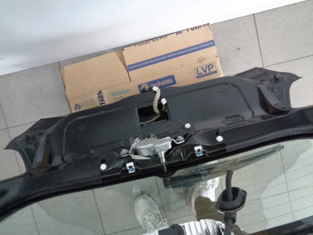 фото №9, Крышка багажника задняя стекло задняя комплектная dacia spring czarna