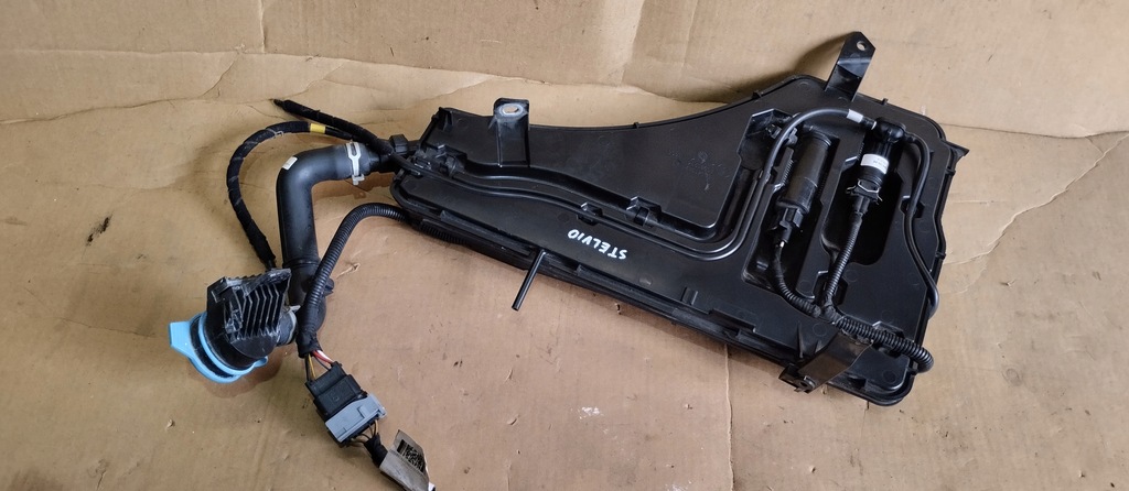 фото №1, Бачок омивача alfa romeo stelvio 50541382