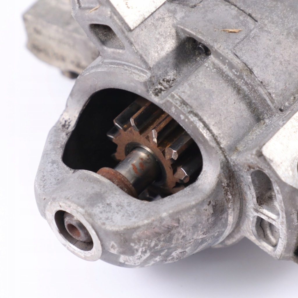 Bmw e87 стартер двигателя 8570238 Цена