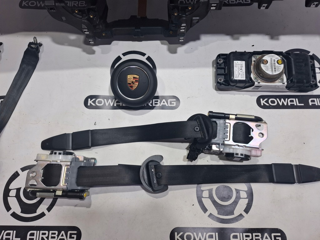 фото №6, Porsche macan 95b przed lift гумовий елемент панель приладів консоль подушка безпеки ремені oryg демонтаж