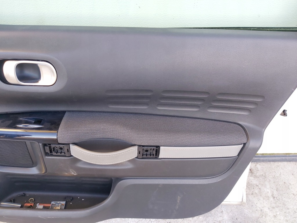 фото №4, Citroen c4 cactus 2014- дверь передние правое перед правый ewpb