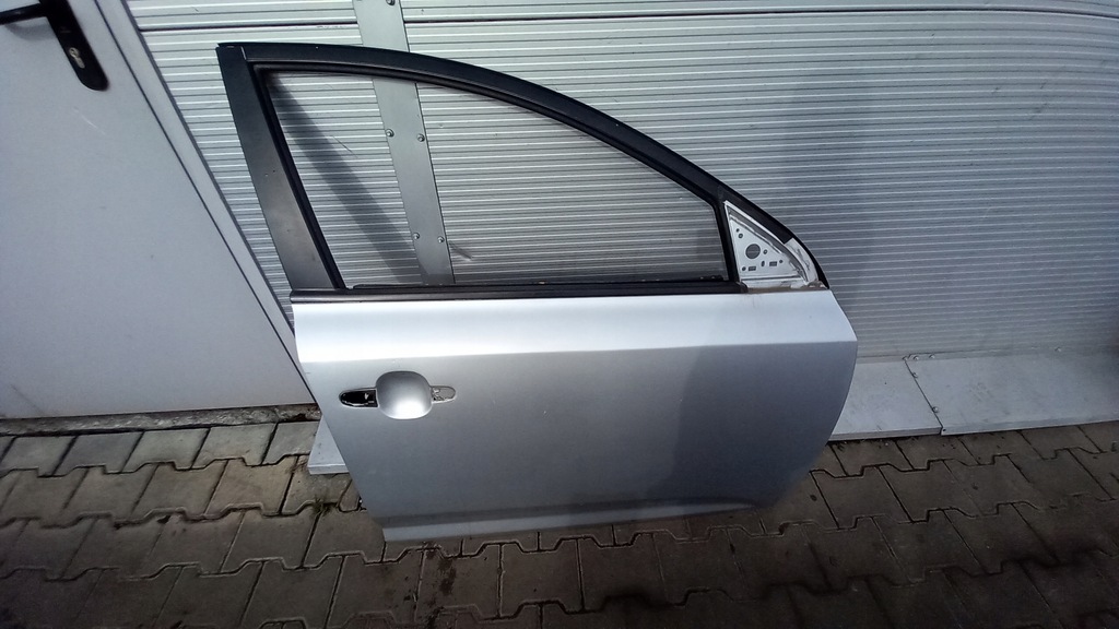 фото №1, Дверь правый перед kia ceed 08r 1.6d