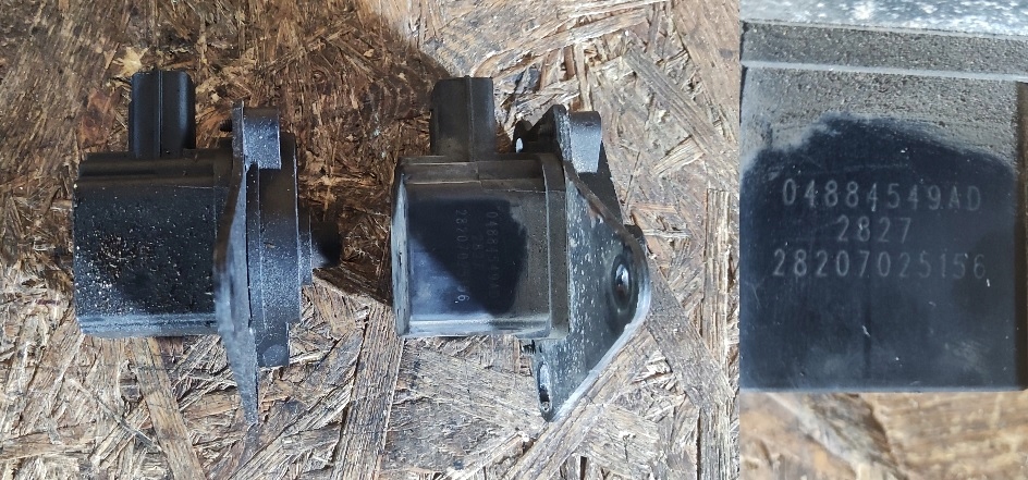 фото №1, Регулятор крышка jeep patriot compass dodge caliber 1.8 2.0 2.4 pb 04884549ad