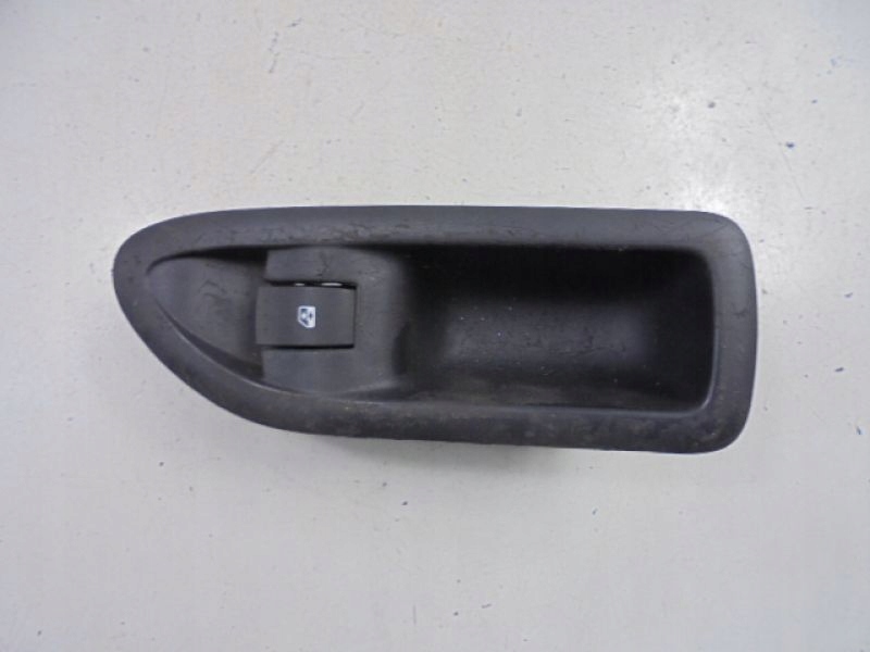 фото №6, Laguna ii вимикач скло задня правий 8200016014