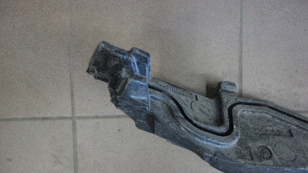 фото №4, Mercedes a klasa w177 amg абсорбер піна