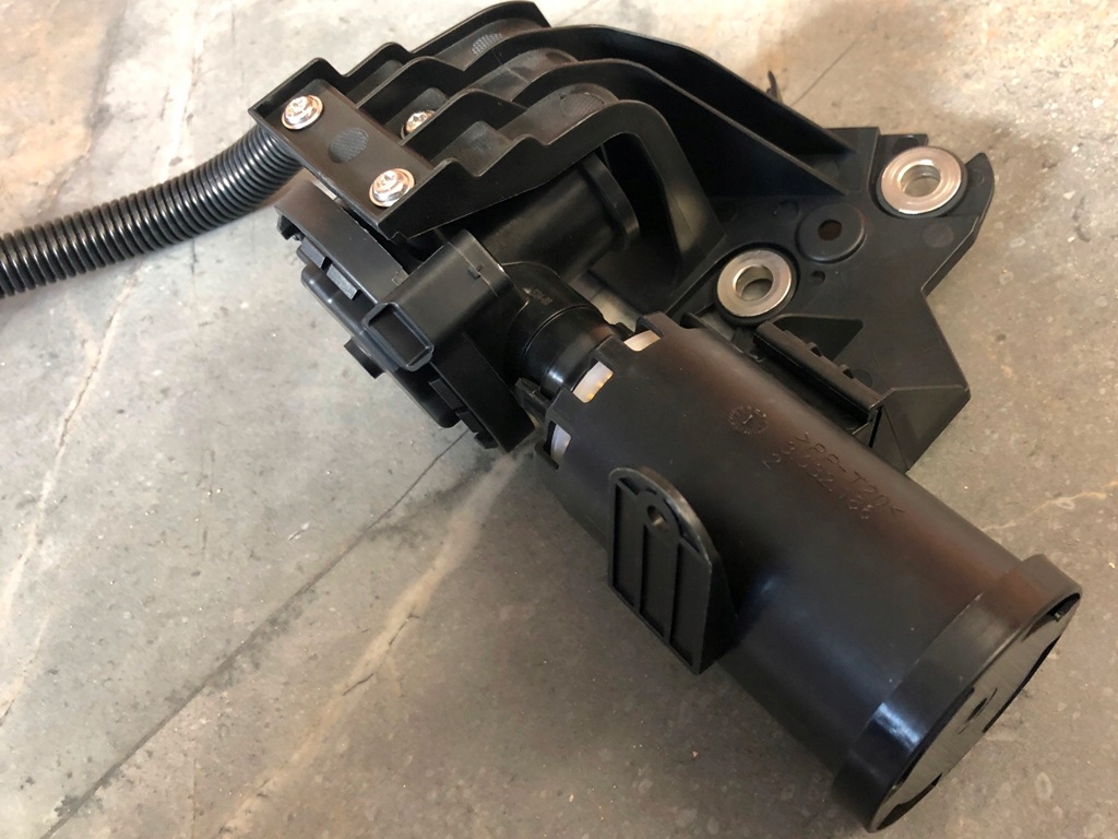 фото №7, Фільтр паров поглинач протікання 16117439920 2pin do bmw x7 g07 lift