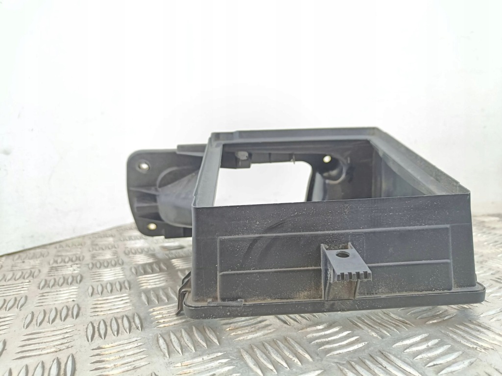 фото №5, Bmw x3 f25 2011 корпус фильтра воздуха