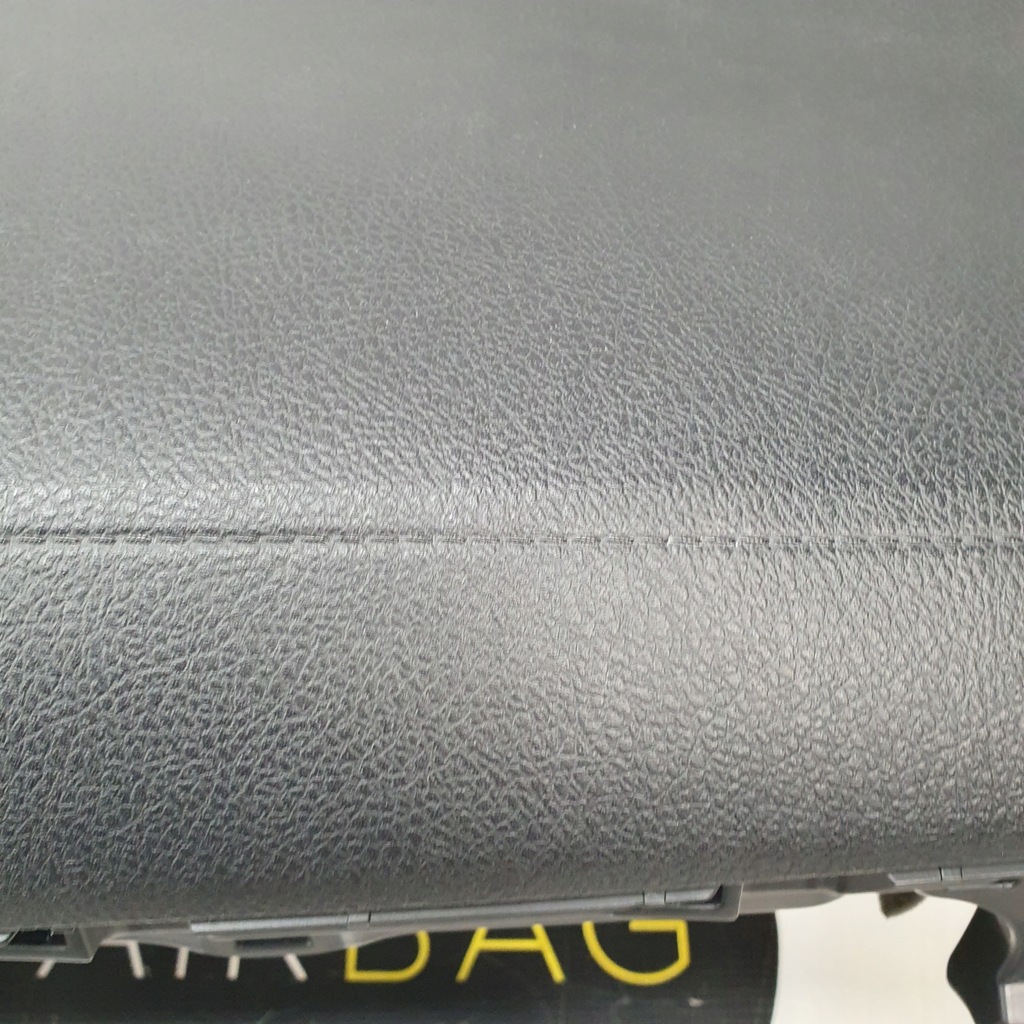 фото №6, Hilux 8 приборная панель консоль подушки безопасности ремни подушка безопасности