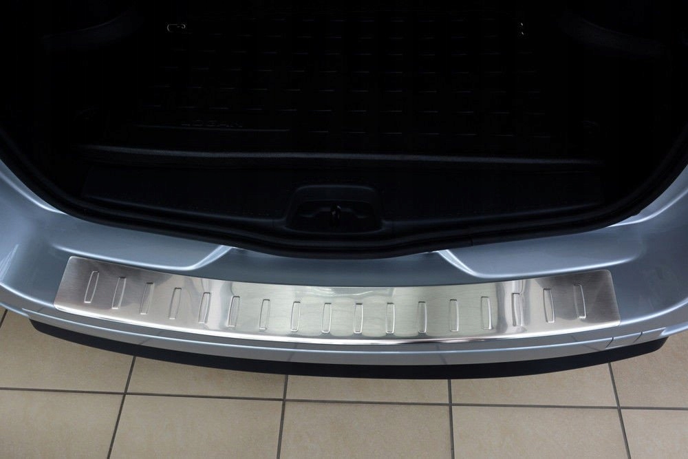 фото №3, Накладка na задній бампер dacia logan mcv