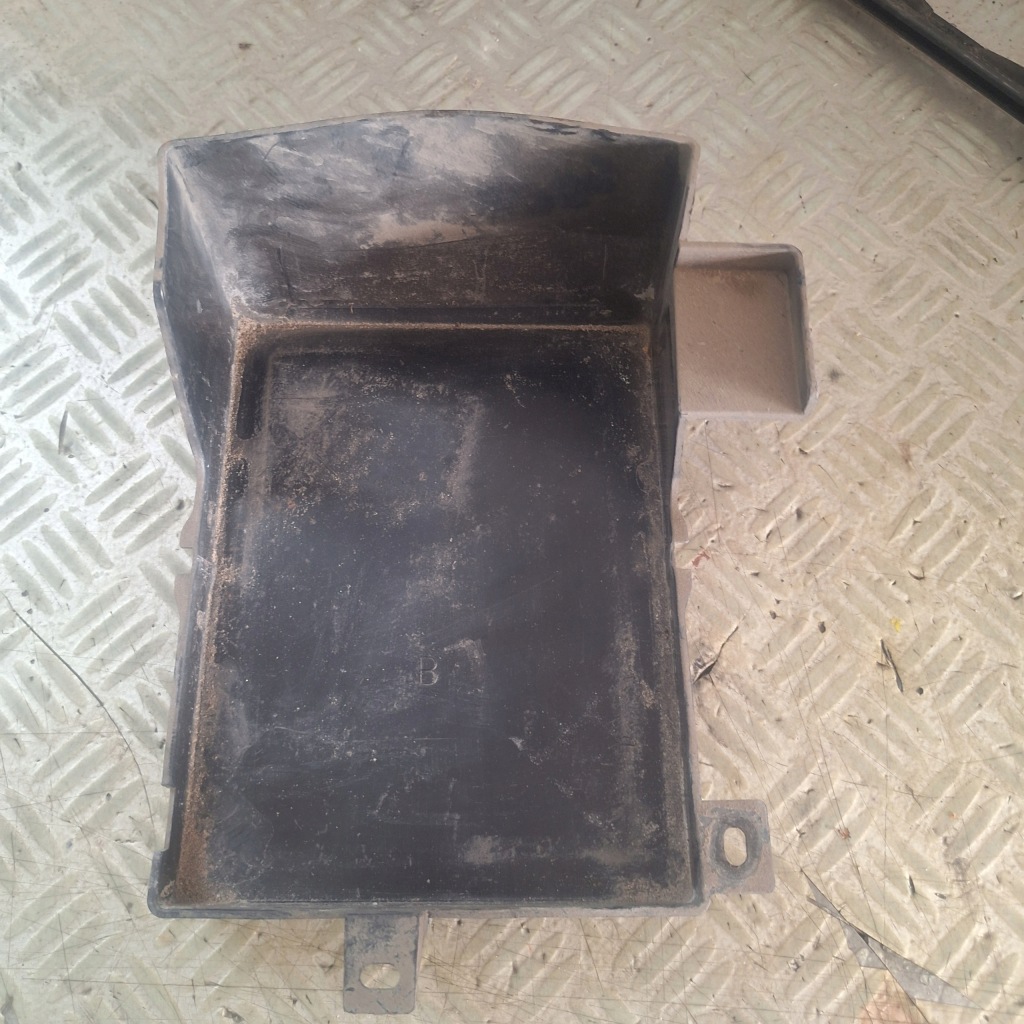 фото №1, Основа акумулятор mitsubishi asx lancer viii x 8201a003