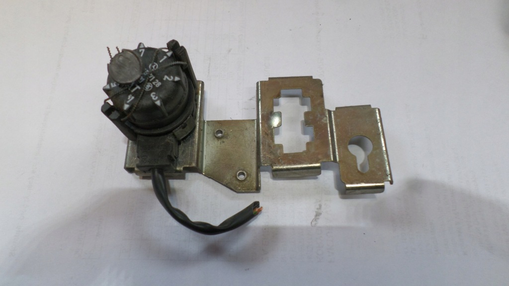 фото №1, Датчик коректор запалювання mercedes w201 1,8 benz