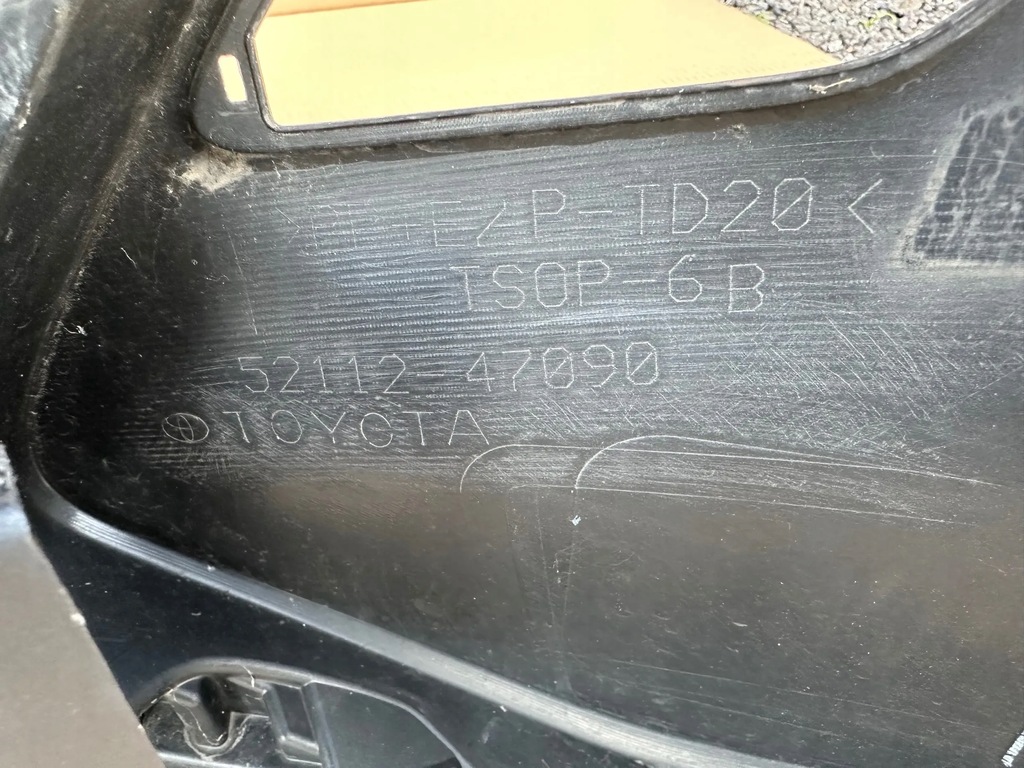 фото №13, Бампер toyota prius prime 2017 оригінал гарний стан