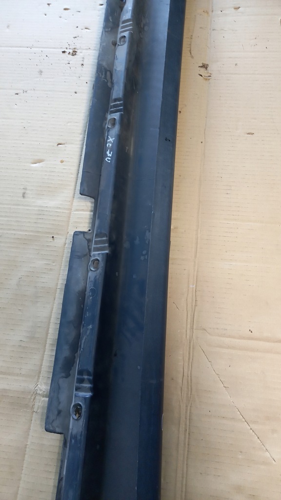 фото №7, Молдинг порог правая 30698369 volvo xc70 05-07r