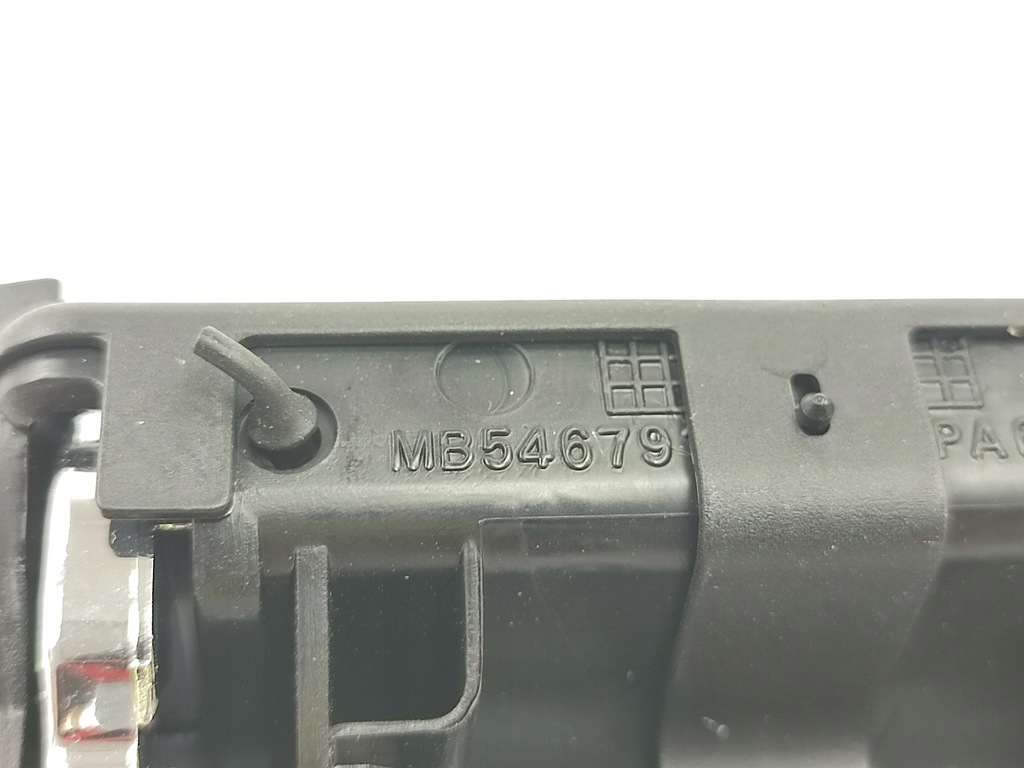 фото №8, Ручка наружная левый задняя mitsubishi mirage 1987-1991 nowa oryg mb546607