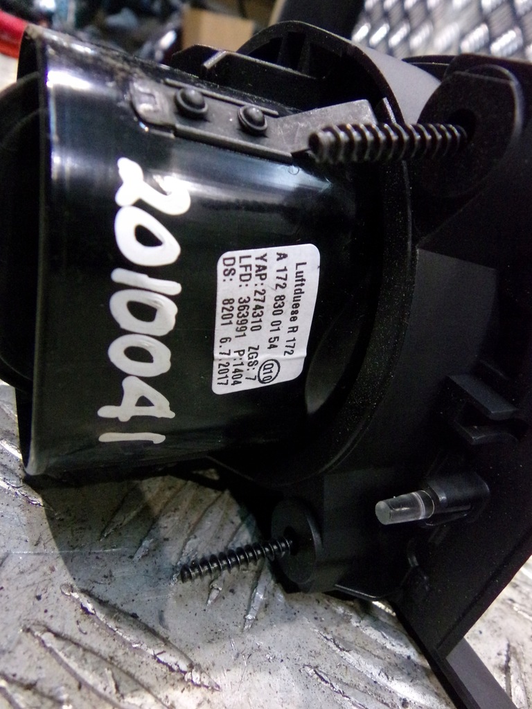 фото №3, Slc w172 решітка обдув a1728300154 mercedes