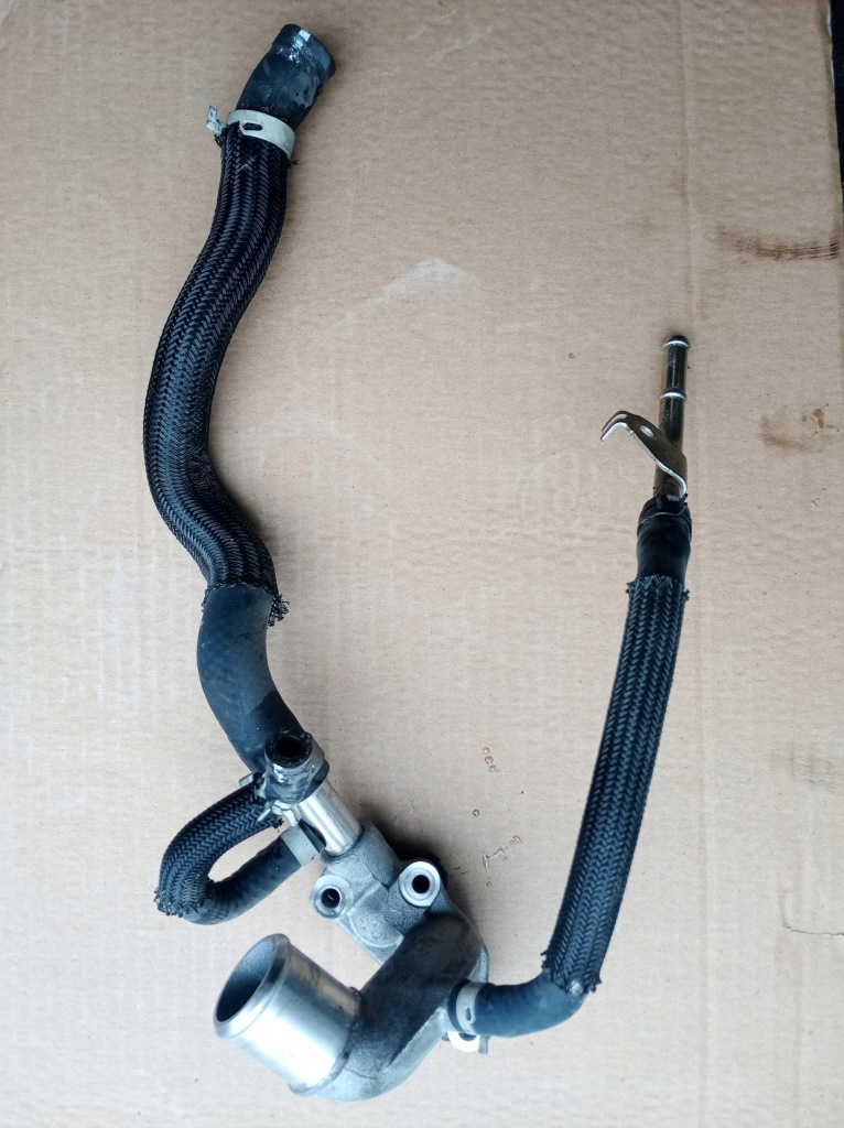 фото №1, Toyota rav4 v wąż wody патрубок 2.5 hybrid a25a