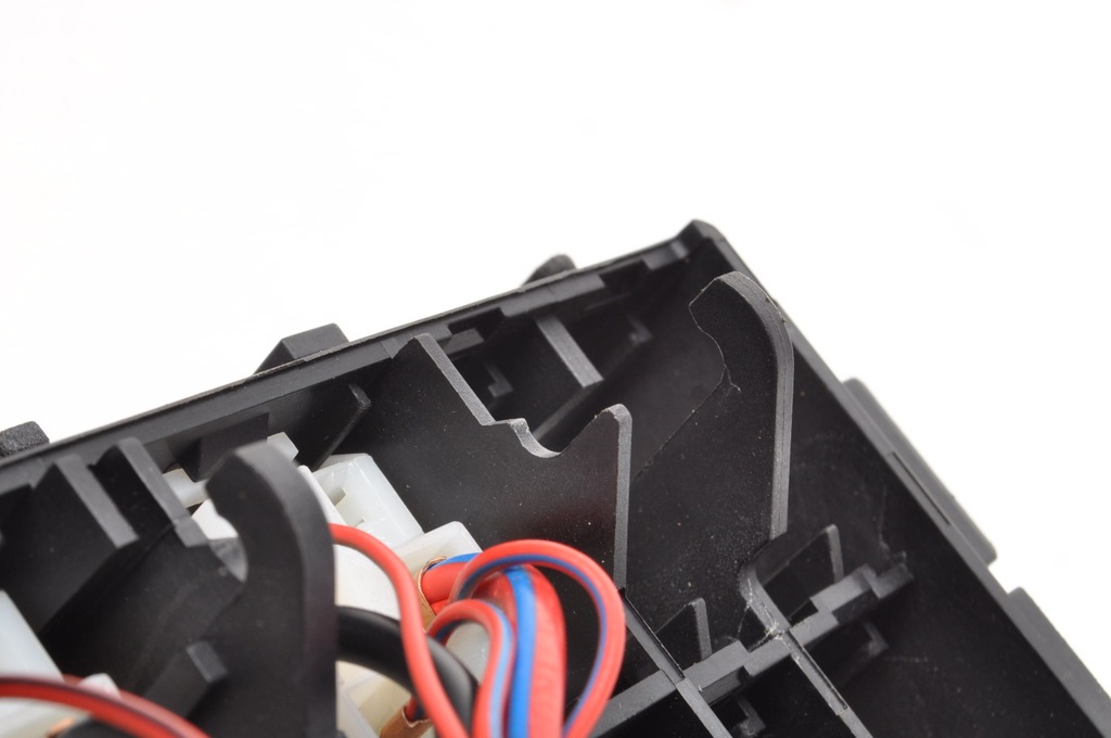 фото №9, Porsche cayman 987 2.9 lift коробка запобіжників 99761011200