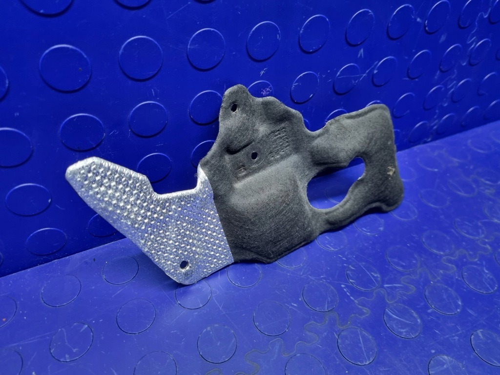 Bmw seria 3 g20 330i захист теплова двигуна оригінал 8657308 Недорого