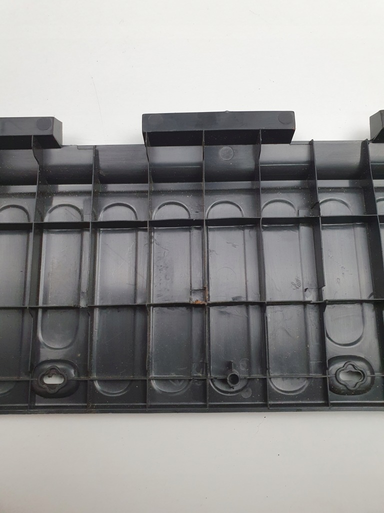 фото №9, Renault kangoo iii 3 ii 2 2007 - 2021 молдинг накладка поріг задня 8200431118