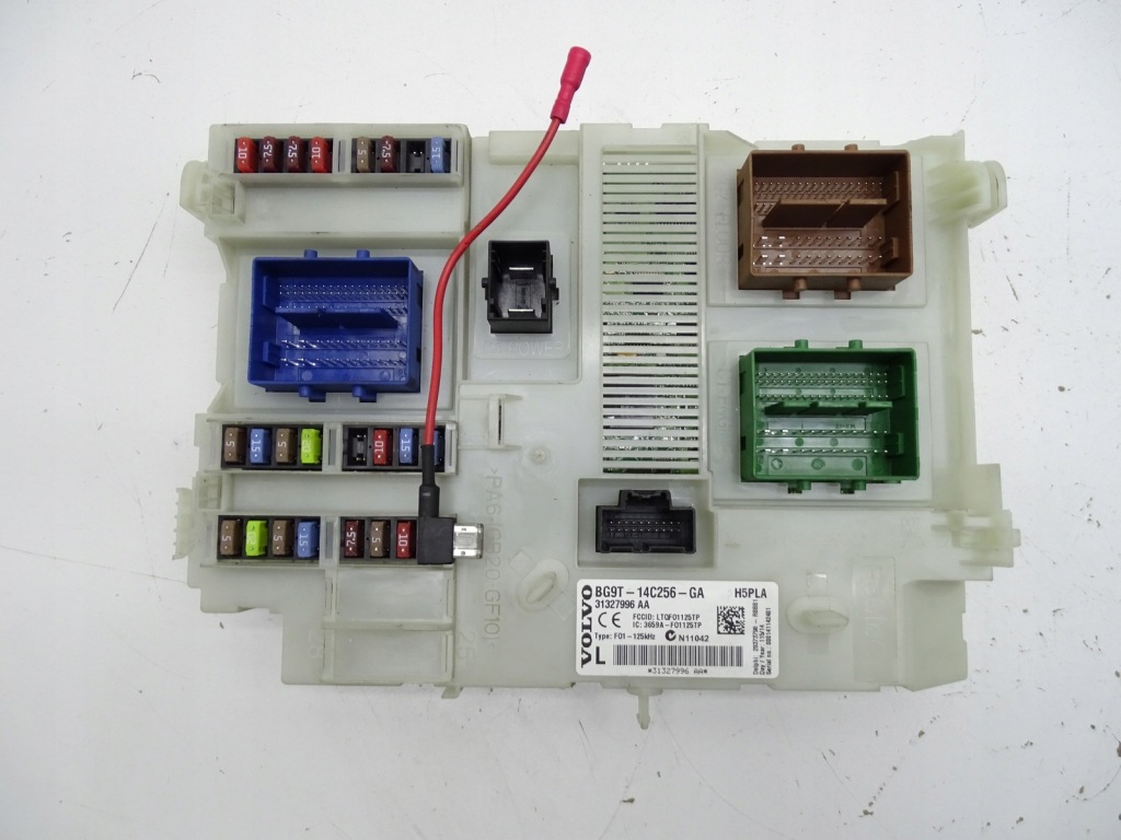 Купити Модуль коробка bsi volvo v60 1 s60 2 рестайлінг  31327996 31327996aa