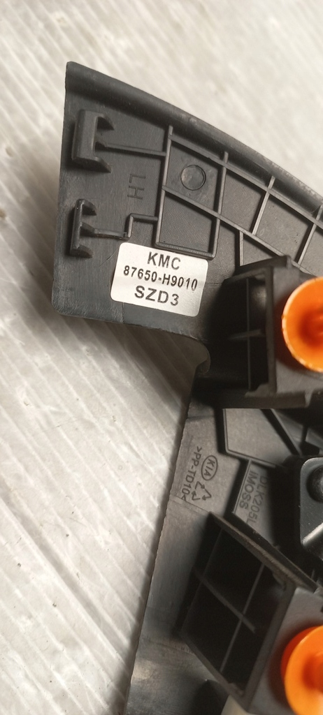 фото №4, Треугольник заглушка защита динамика левый перед kia stonic 87650-h9010