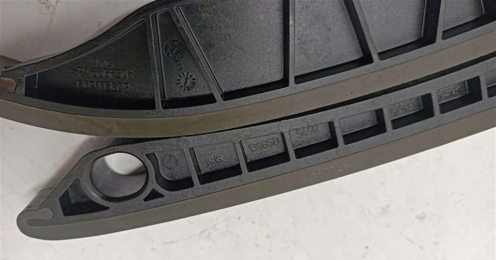 Грм напрямні nissan x-trail t32 scenic iv 1.7 dci r9na401 130700060r Зі Шроту