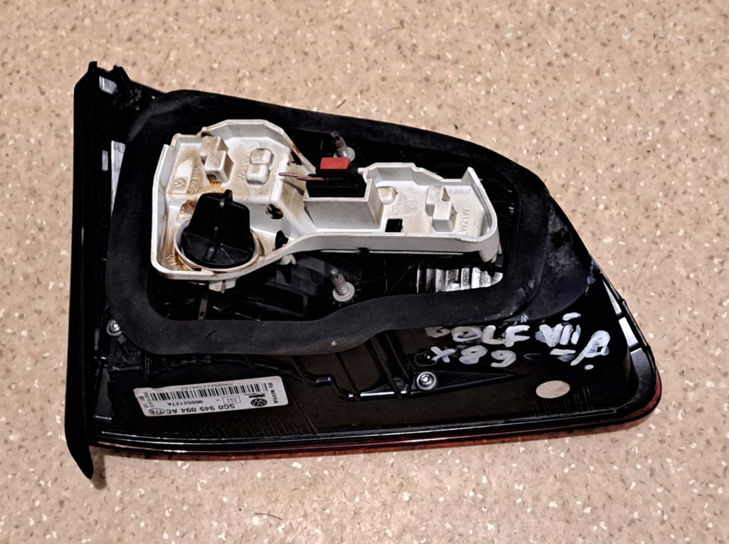 Vw golf vii лампа w кришка правий задня x89 в Україні