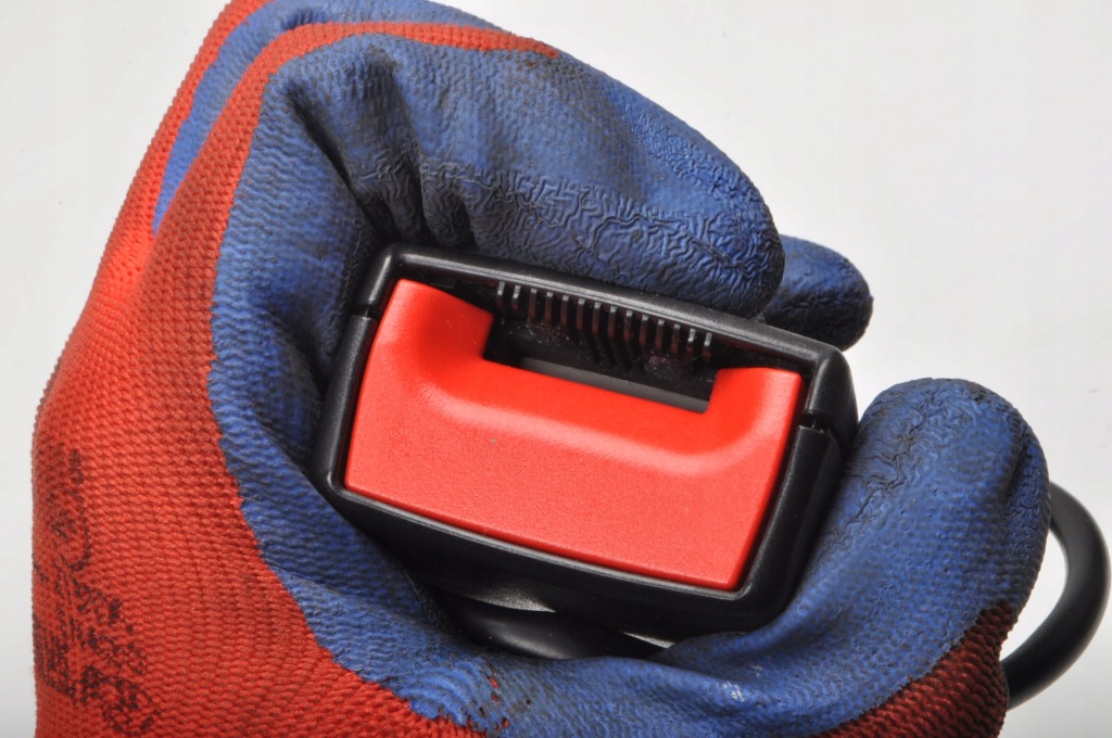 Mg hs кліпса поперечина безпеки рестайлінг  10039192 Доставка