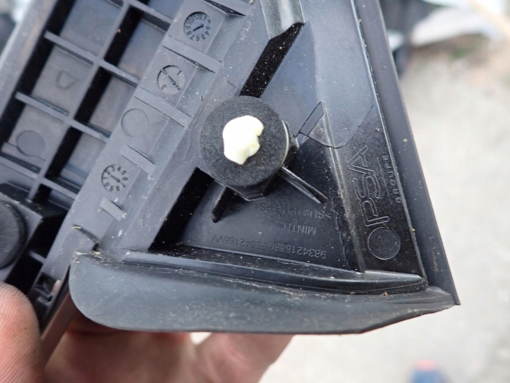 фото №9, Opel mokka ii 2 b 20- молдинг хром крыла задняя tylnya правая 9834779880