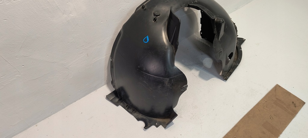 фото №2, Підкрилок ліва перед vw caddy 2k7