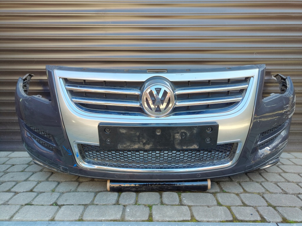 Купити Vw touareg 7l рестайлінг  бампер передні  передній комплектний  pdc оригінал 06-10