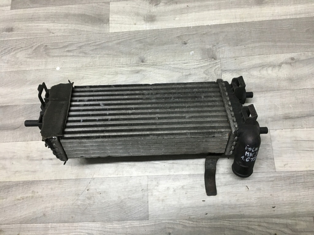 Ford focus mk3 c-max mk2 1.6 tdci интеркулер в Украине