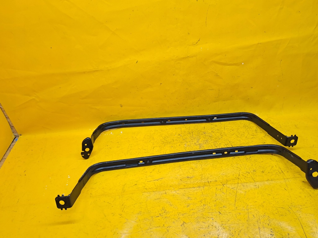 фото №12, Ремені do бака ford focus mk2 lift 1,6b 16v 07-11r 2 штуки комплект