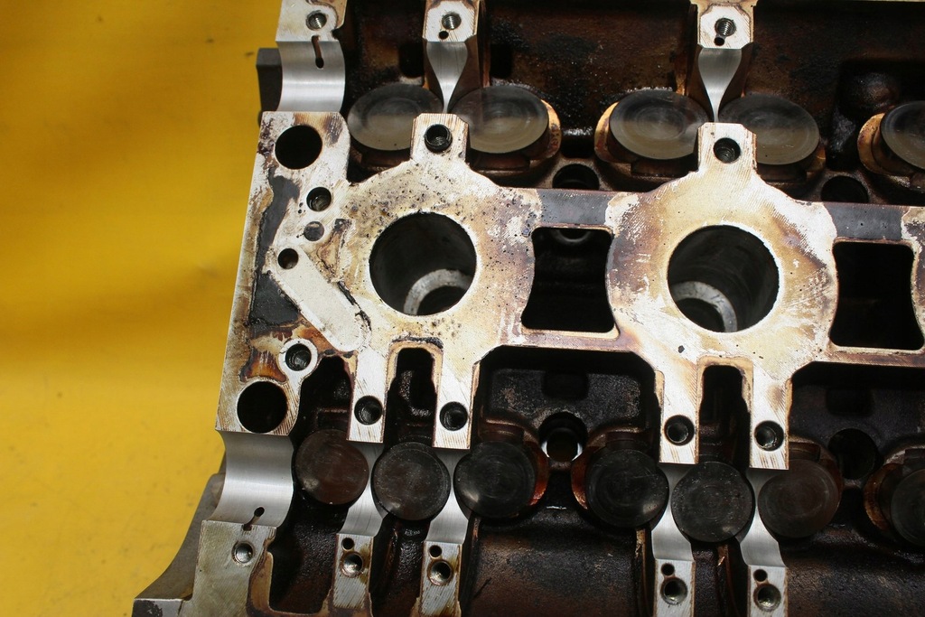 фото №7, Головка двигателя левая 06c103373f 3.0 asn a4 b6