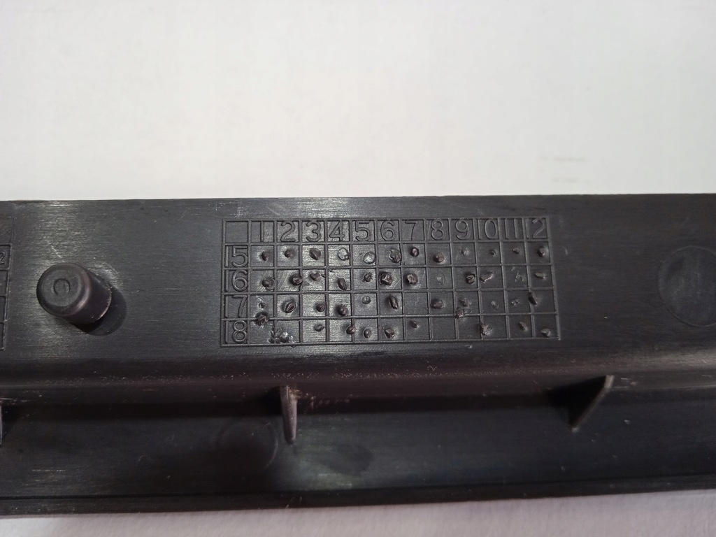 фото №13, Vw caddy iv рамка защита накладка бардачка нижний