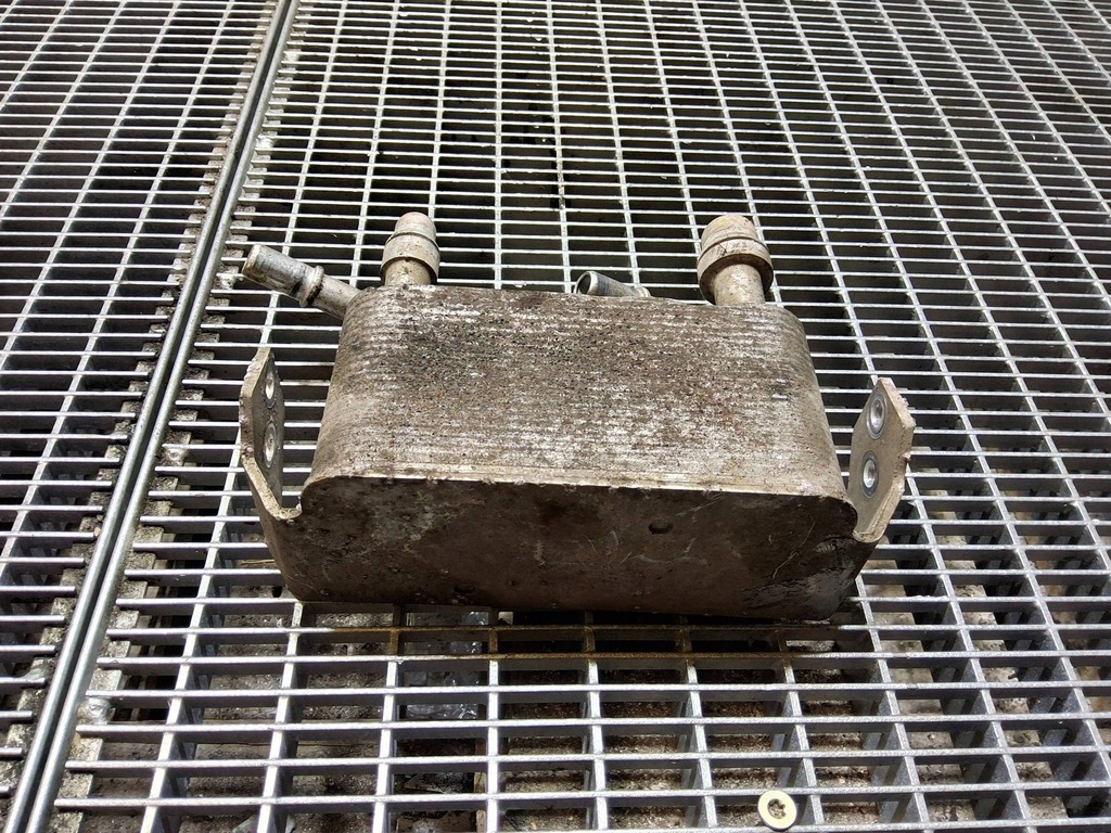 фото №6, Land rover range rover sport l320 2011 радиатор масла коробки